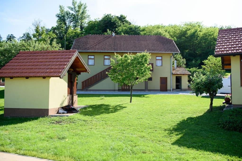 Ruralna Kuca 'Villa Zagorka' Za Odmor Sa Bazenom I Bocalistem Donja Pacetina Zewnętrze zdjęcie