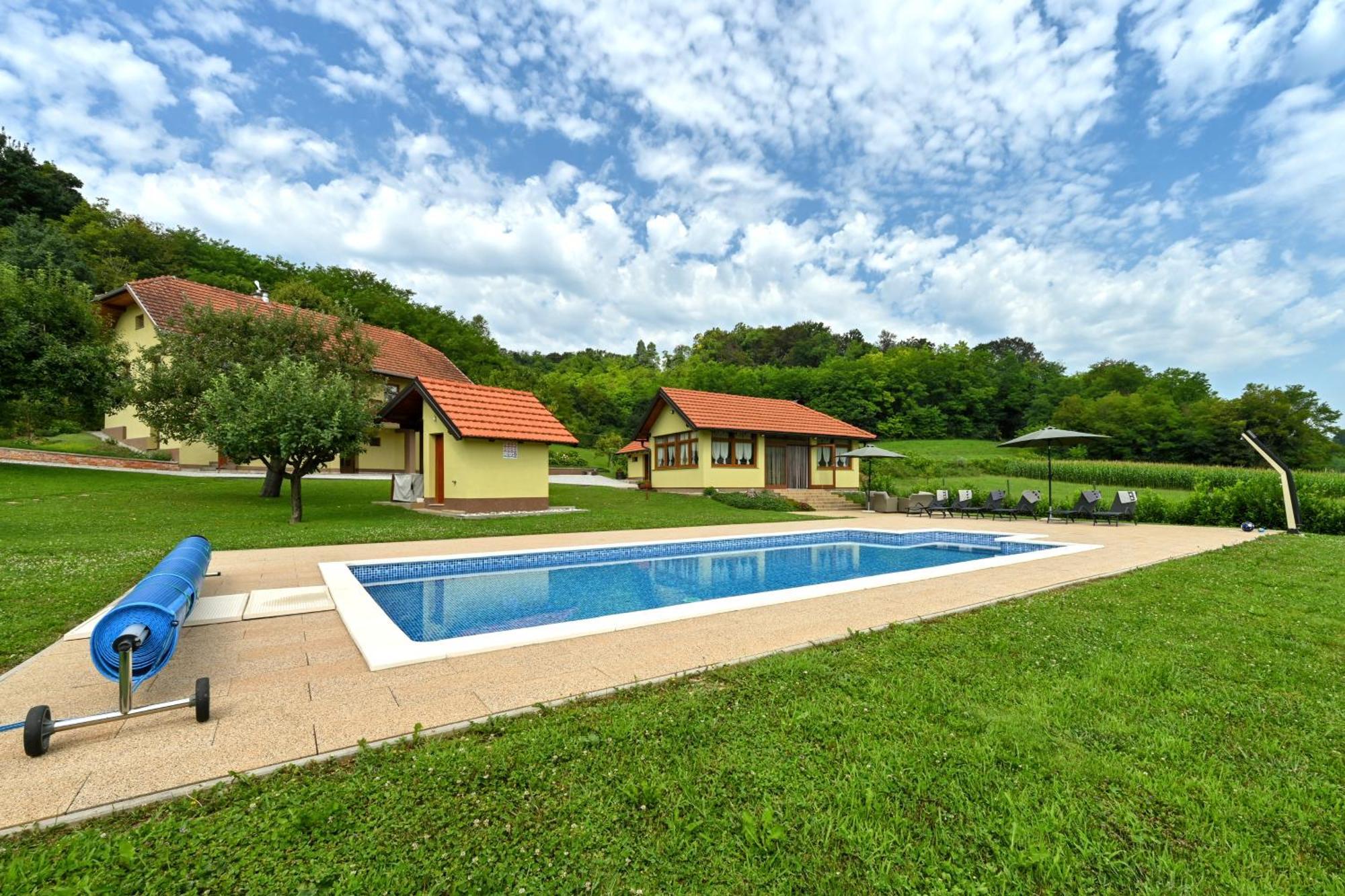 Ruralna Kuca 'Villa Zagorka' Za Odmor Sa Bazenom I Bocalistem Donja Pacetina Zewnętrze zdjęcie
